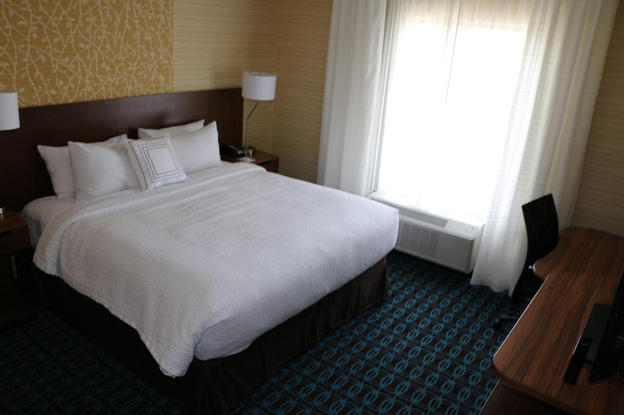 | Fairfield Inn & Suites by Marriott Bowling Green