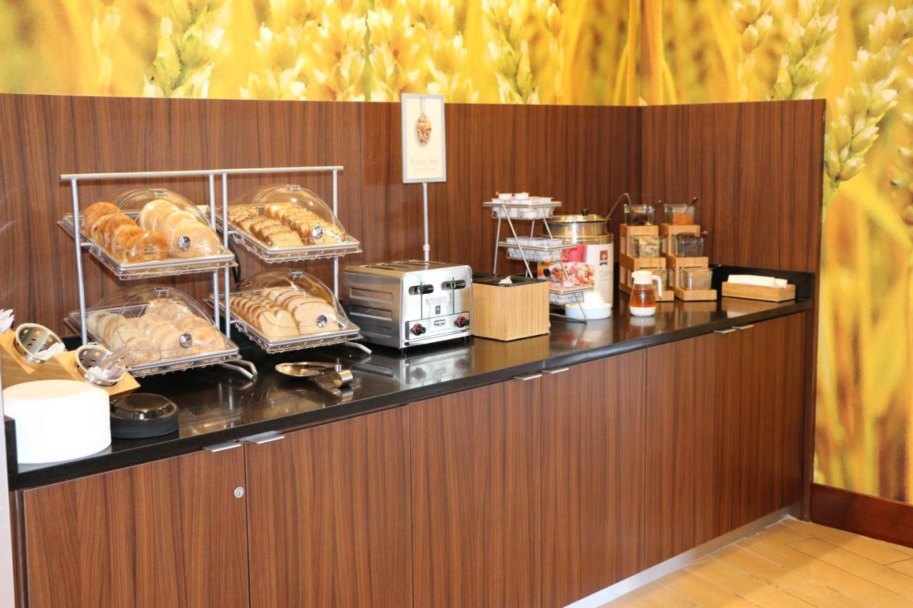 | Fairfield Inn & Suites by Marriott Bowling Green