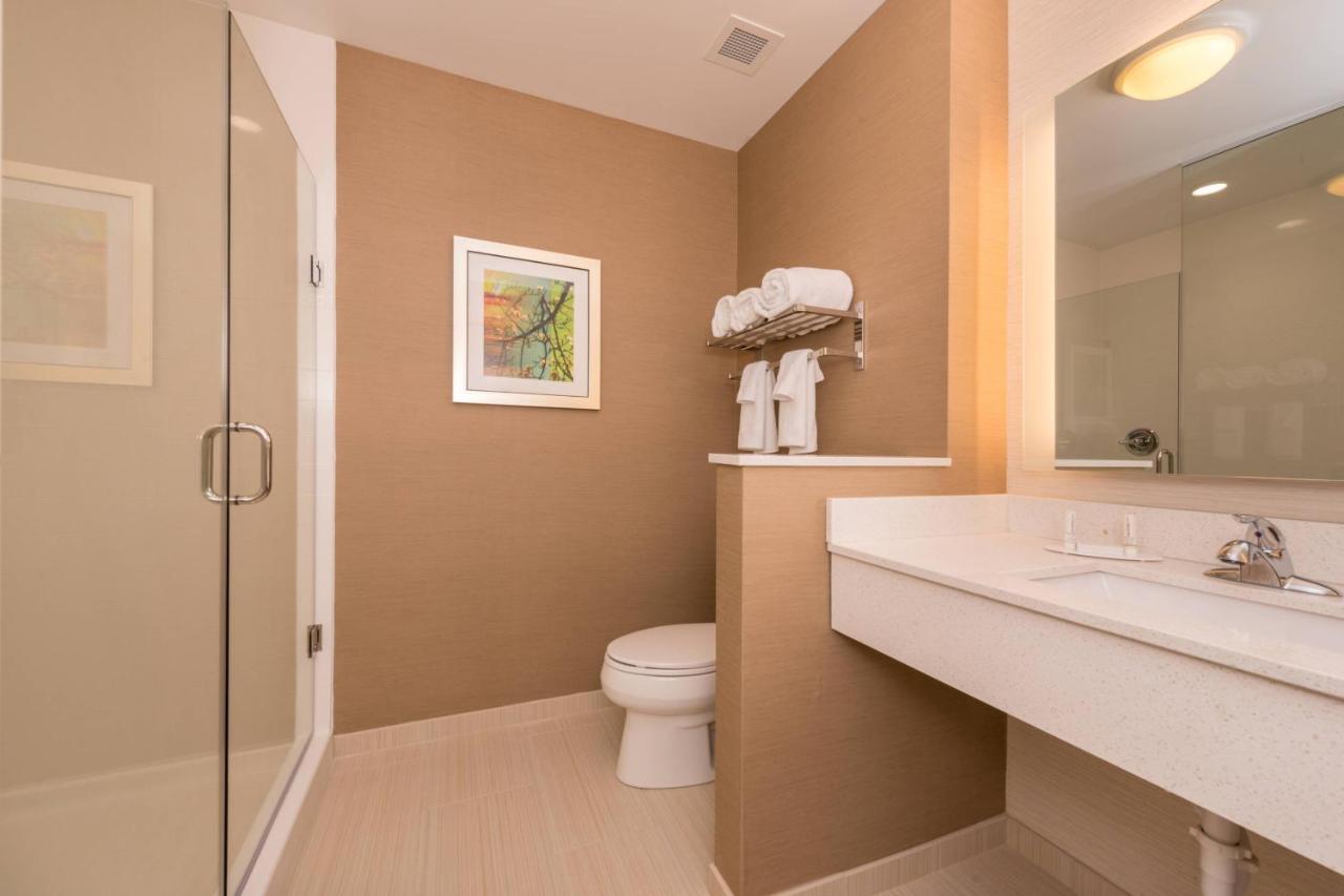  | Fairfield Inn & Suites by Marriott Huntington