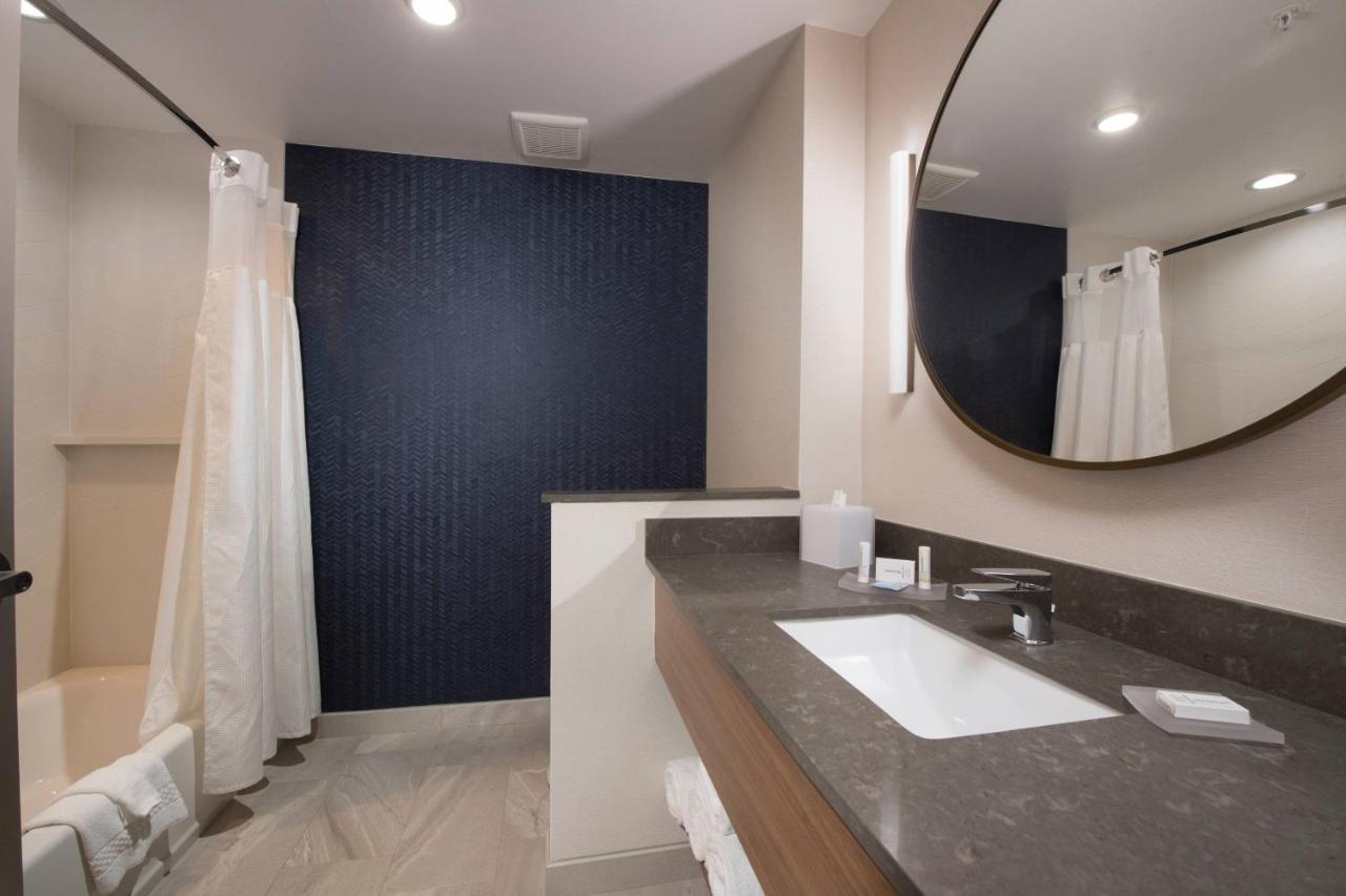 | Fairfield Inn & Suites by Marriott Oklahoma City El Reno