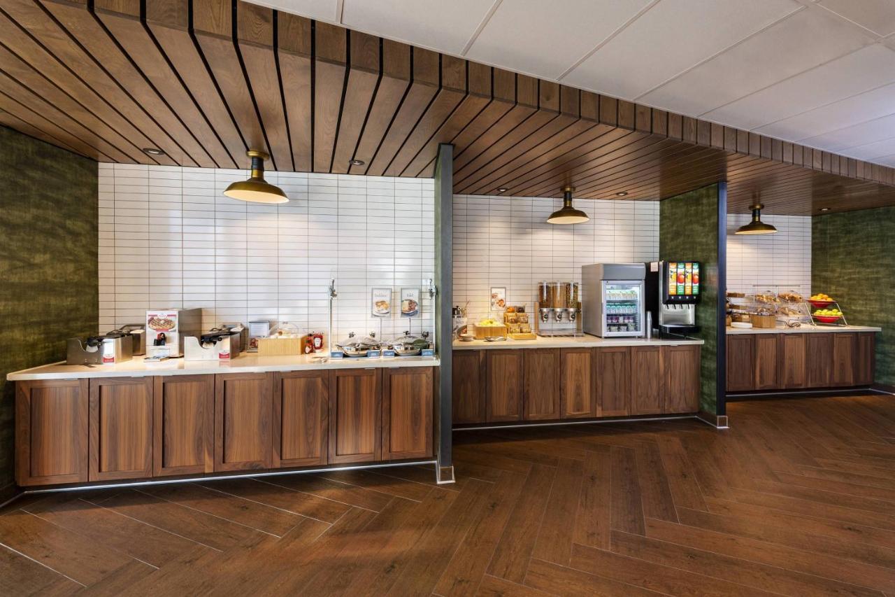 | Fairfield Inn & Suites by Marriott Phoenix West/Tolleson