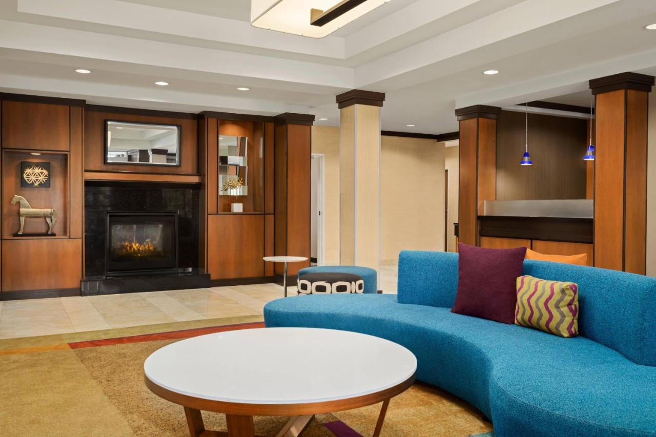 | Fairfield Inn & Suites by Marriott Weirton