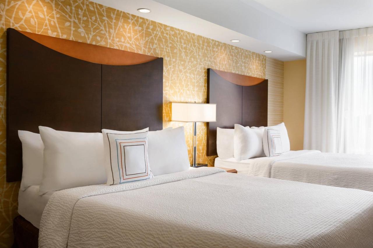 | Fairfield Inn & Suites by Marriott Weirton