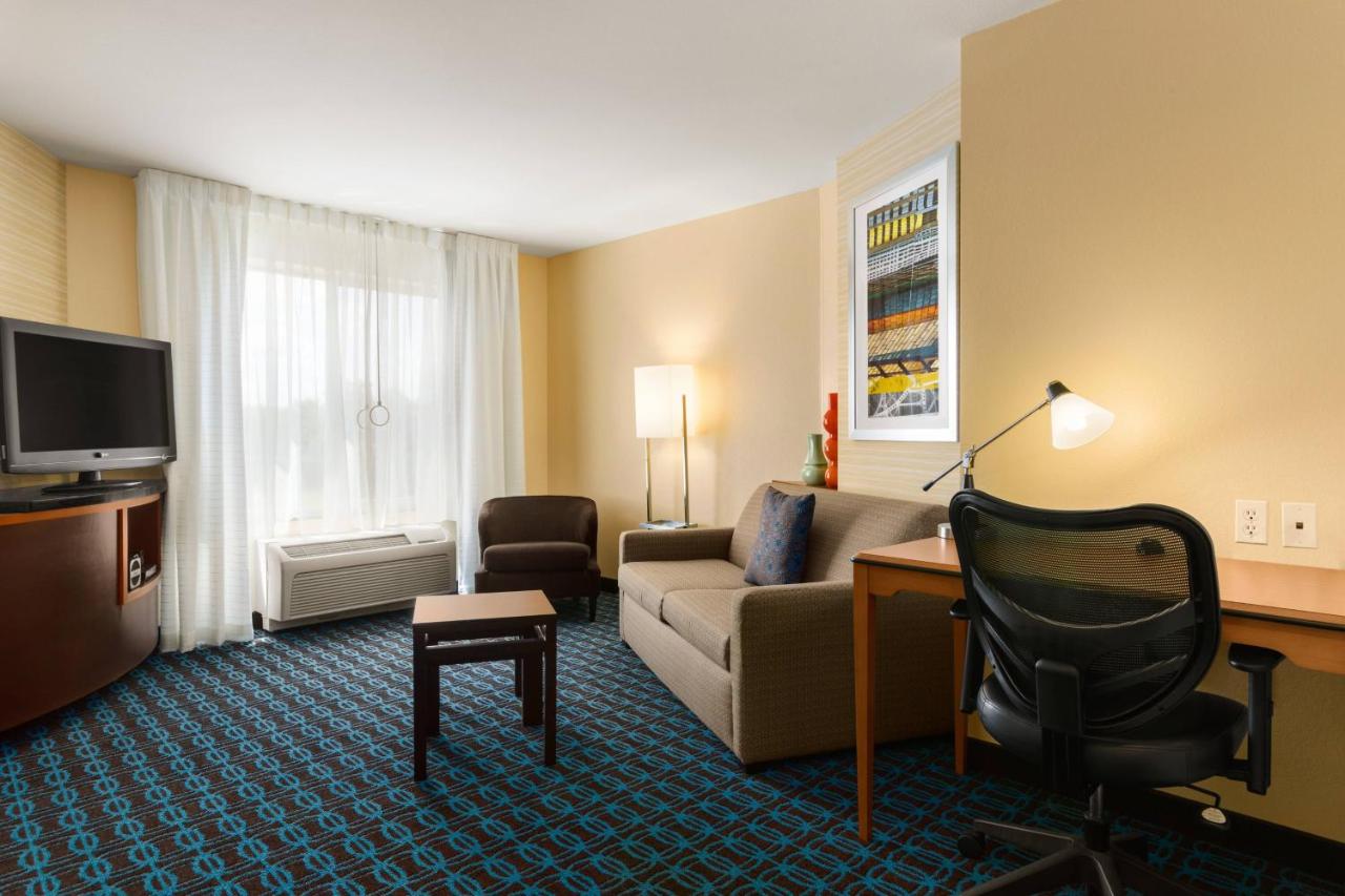  | Fairfield Inn & Suites by Marriott Weirton