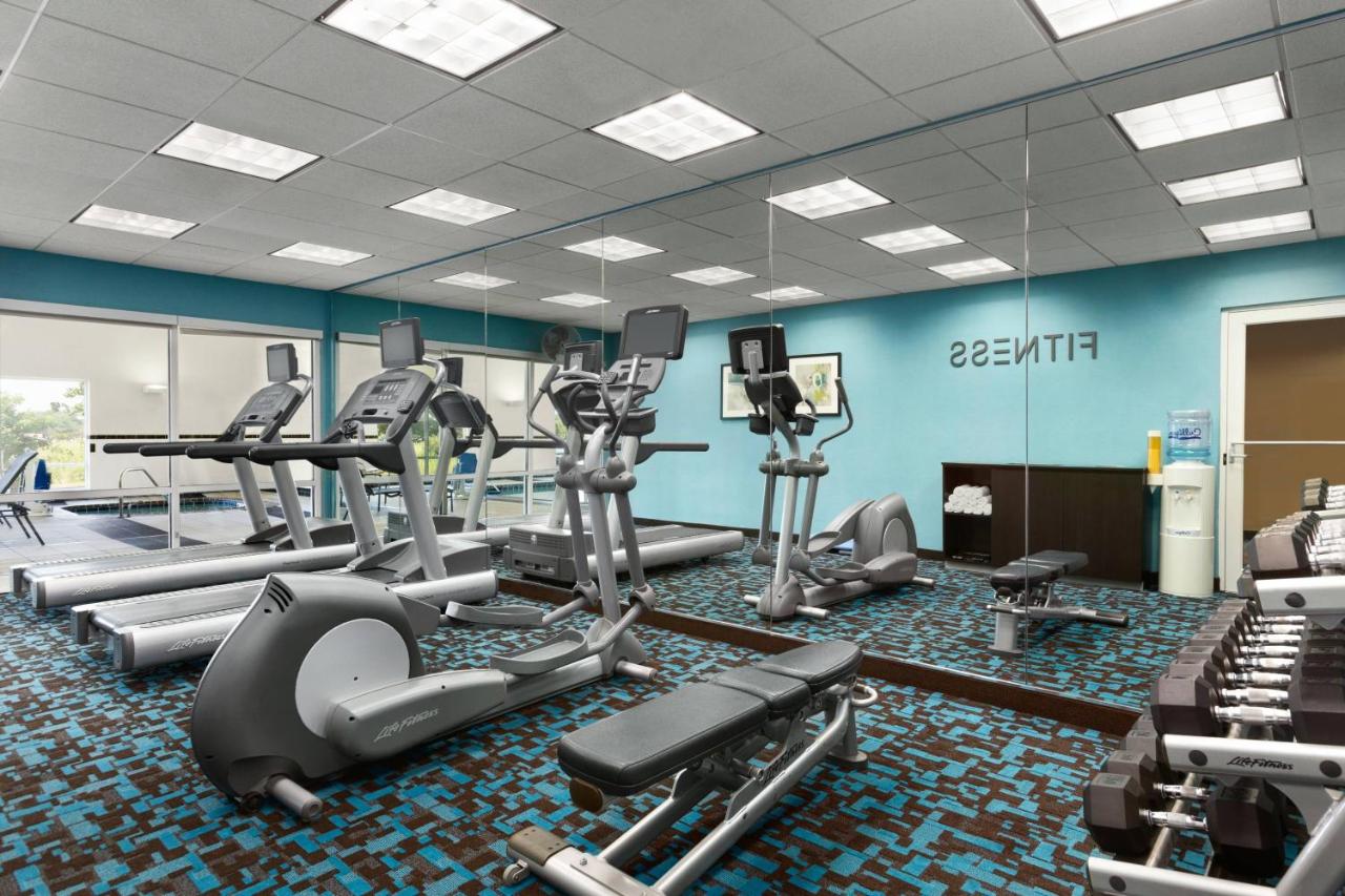| Fairfield Inn & Suites by Marriott Weirton