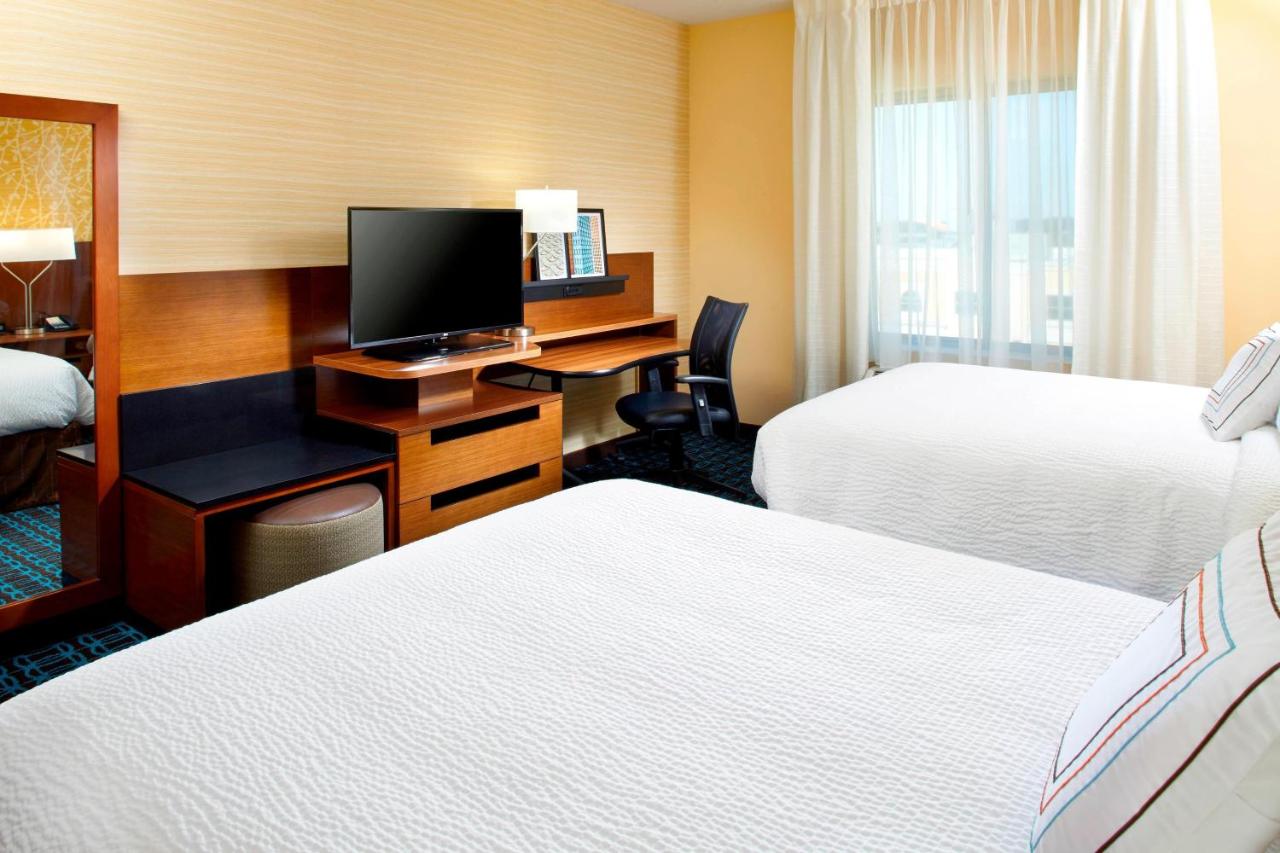 | Fairfield by Marriott Inn & Suites Wheeling at The Highlands