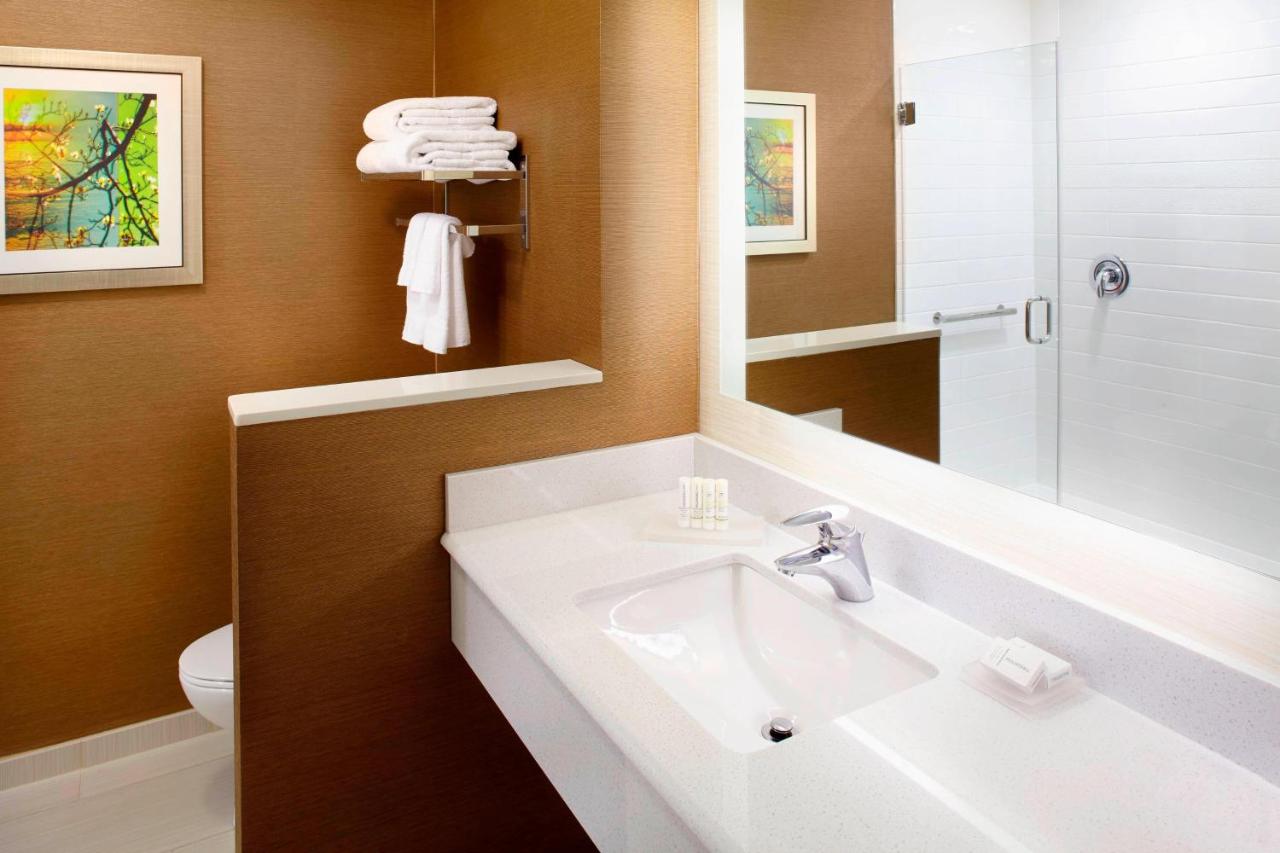  | Fairfield by Marriott Inn & Suites Wheeling at The Highlands