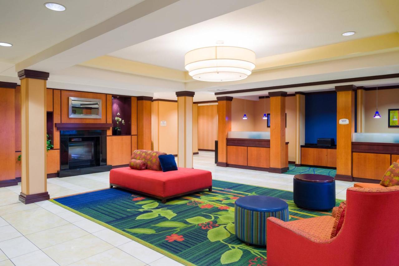 | Fairfield Inn & Suites Lock Haven