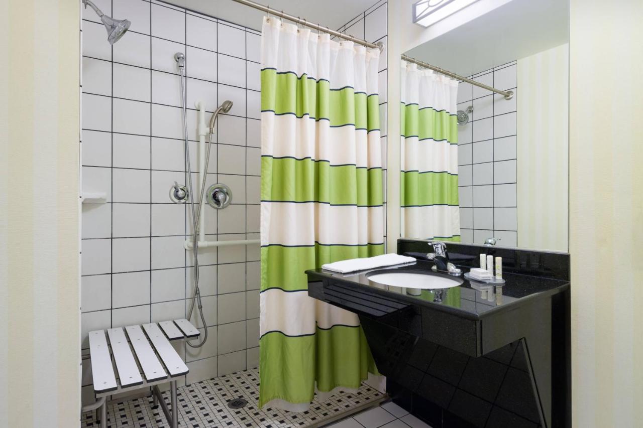 | Fairfield Inn & Suites Lock Haven