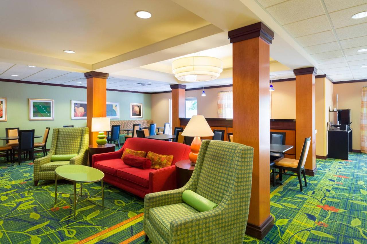 | Fairfield Inn & Suites Lock Haven