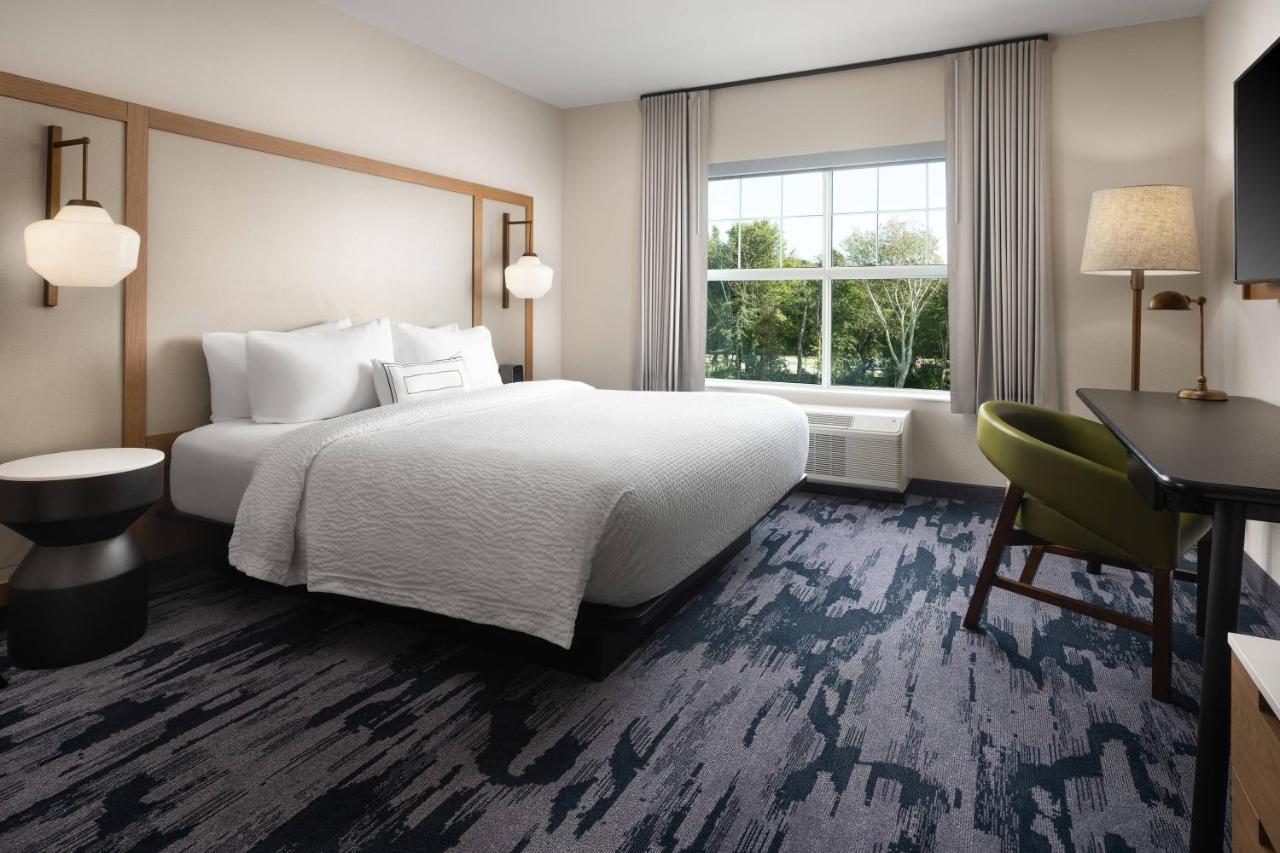| Fairfield Inn & Suites by Marriott South Kingstown Newport Area