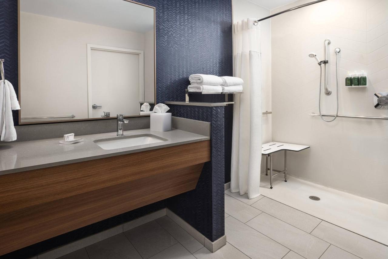 | Fairfield Inn & Suites by Marriott South Kingstown Newport Area