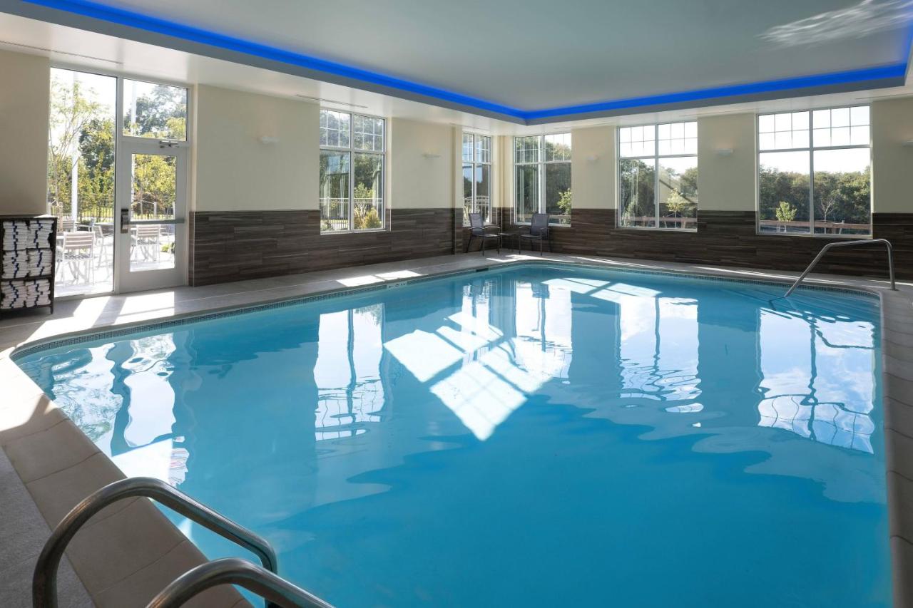 | Fairfield Inn & Suites by Marriott South Kingstown Newport Area