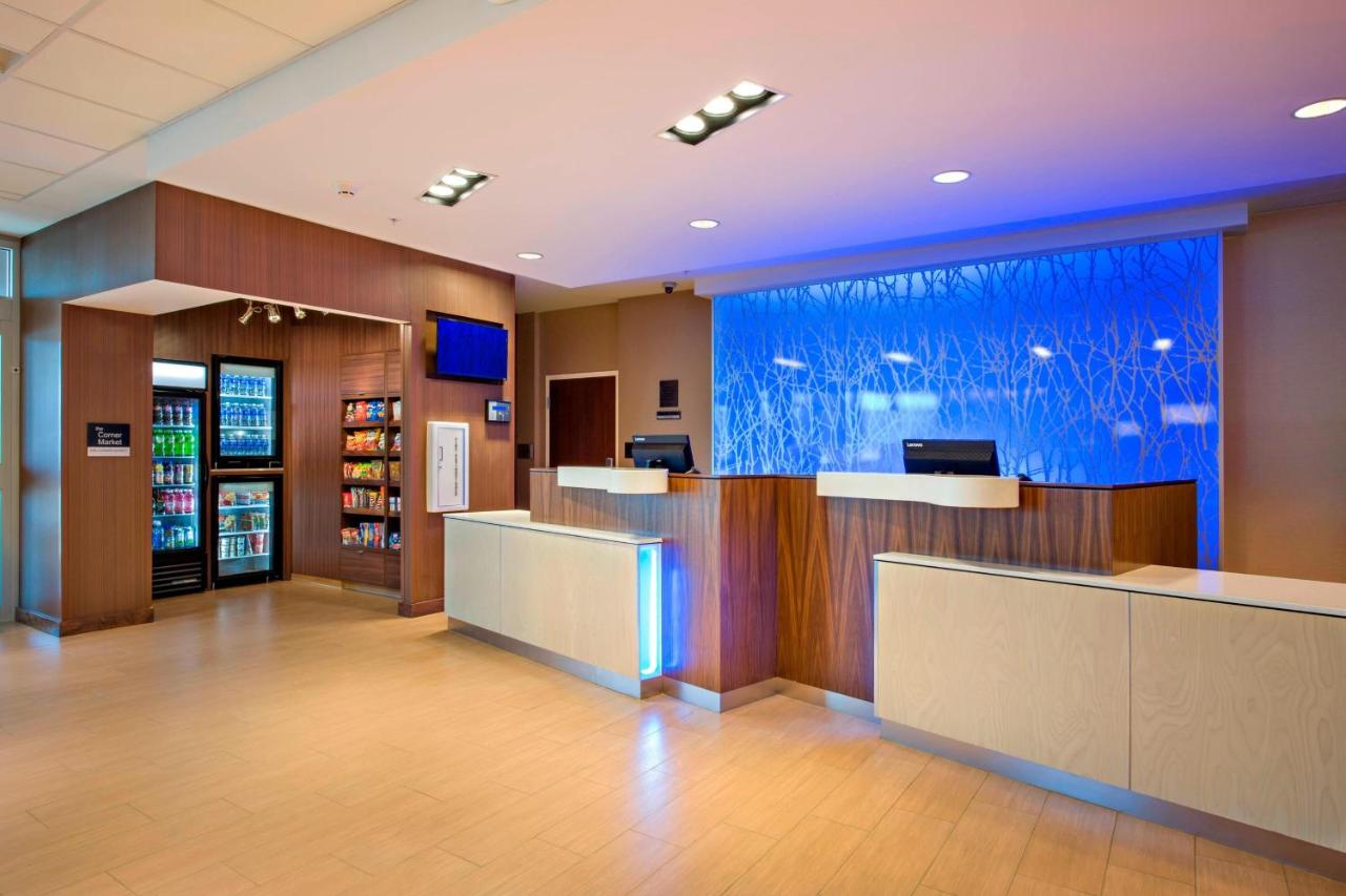 | Fairfield Inn & Suites by Marriott Phoenix Tempe/Airport