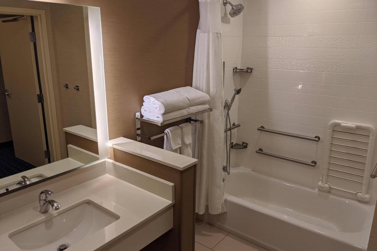 | Fairfield Inn & Suites by Marriott Phoenix Tempe/Airport