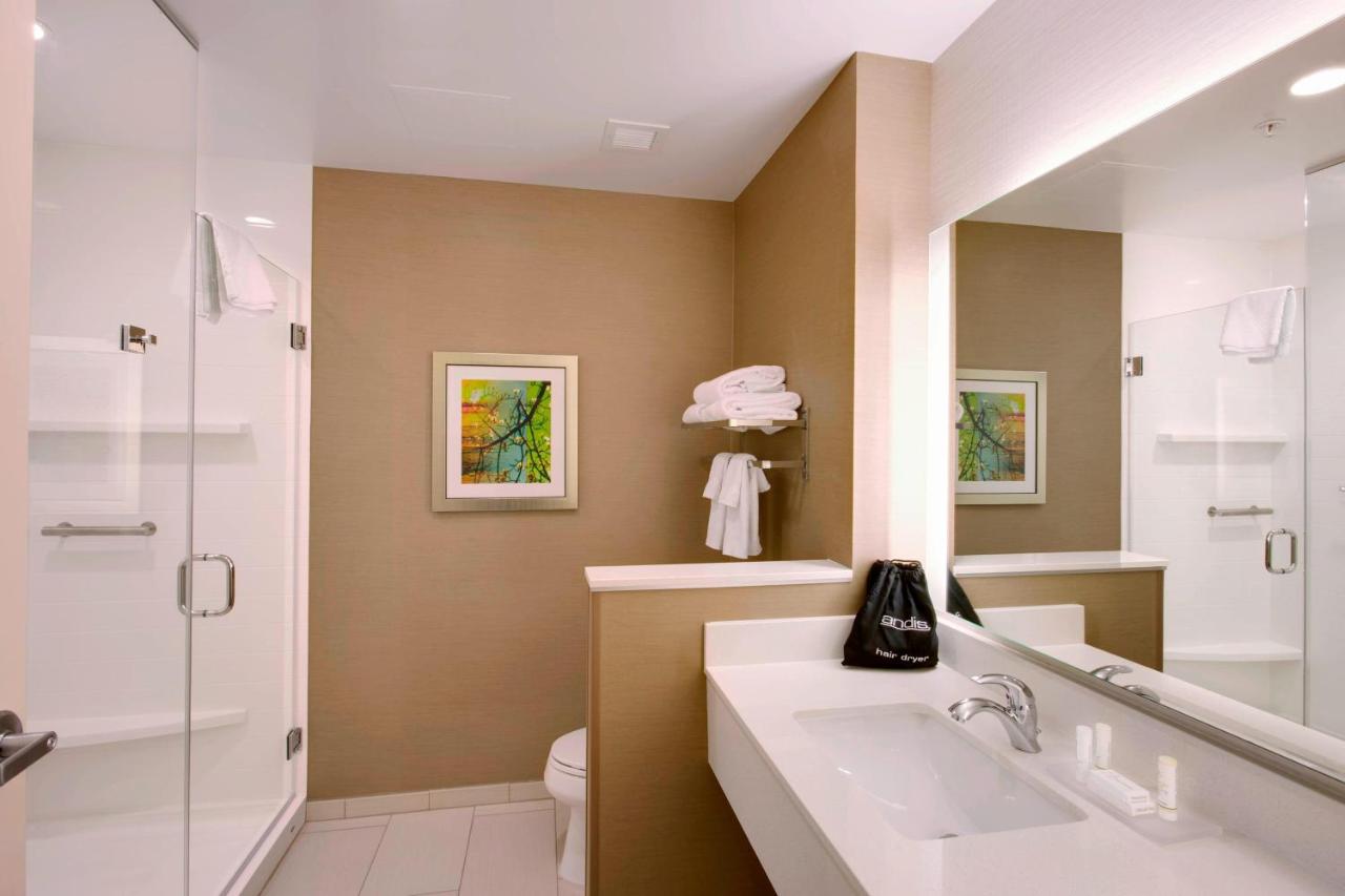 | Fairfield Inn & Suites by Marriott Phoenix Tempe/Airport