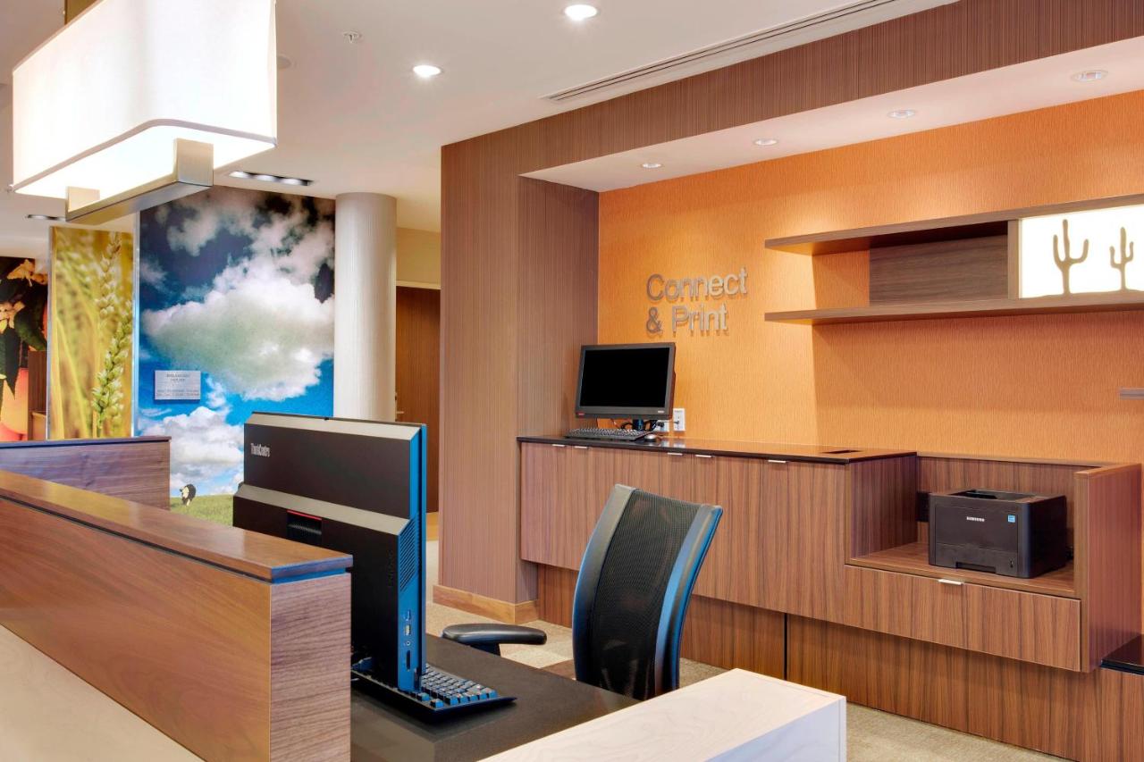 | Fairfield Inn & Suites by Marriott Phoenix Tempe/Airport