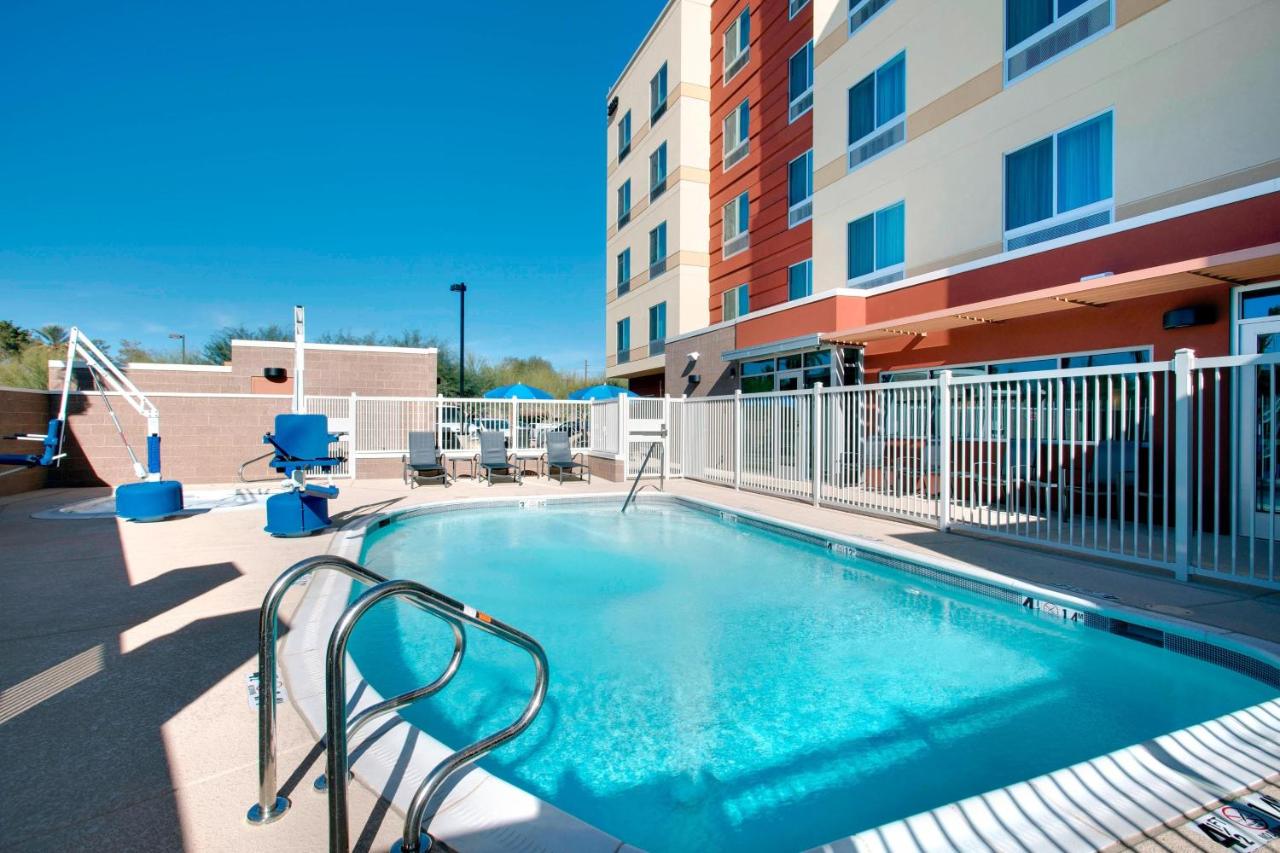 | Fairfield Inn & Suites by Marriott Phoenix Tempe/Airport
