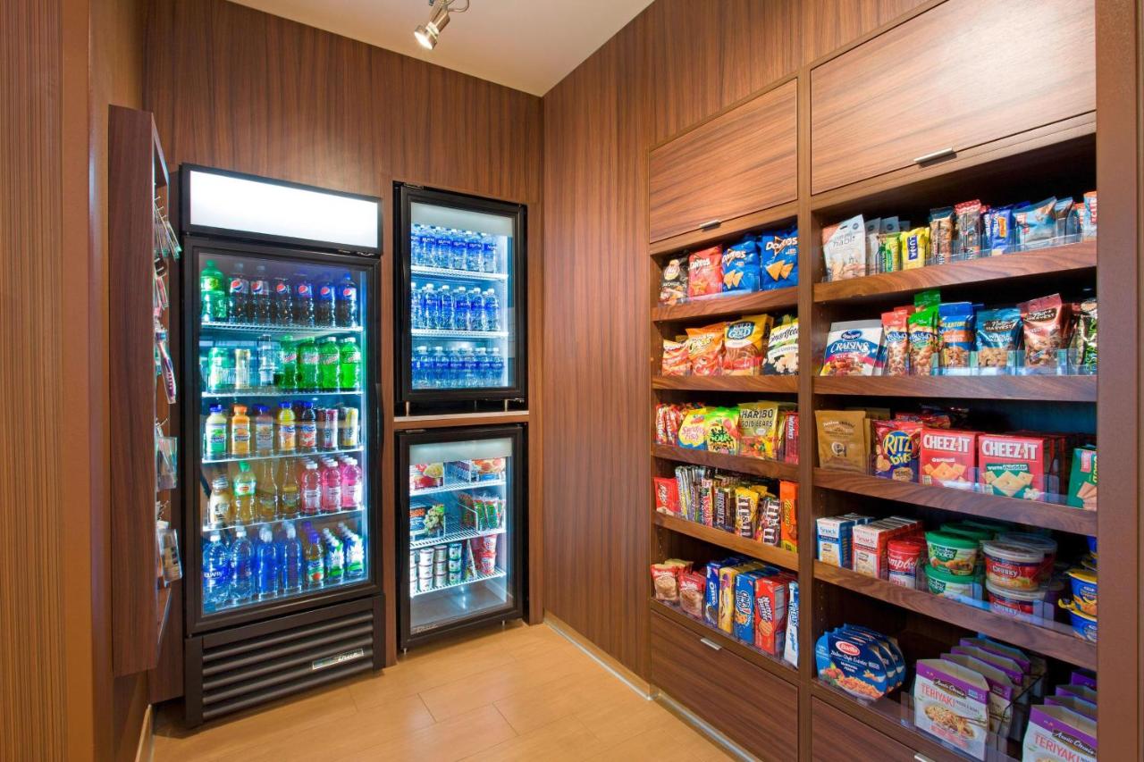| Fairfield Inn & Suites by Marriott Phoenix Tempe/Airport