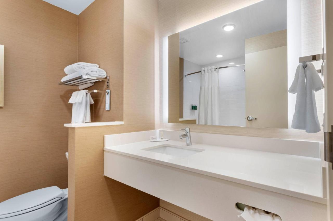 | Fairfield Inn & Suites by Marriott Mebane