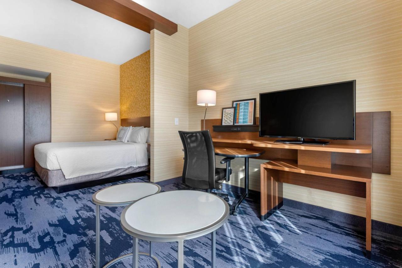 | Fairfield Inn & Suites by Marriott Mebane