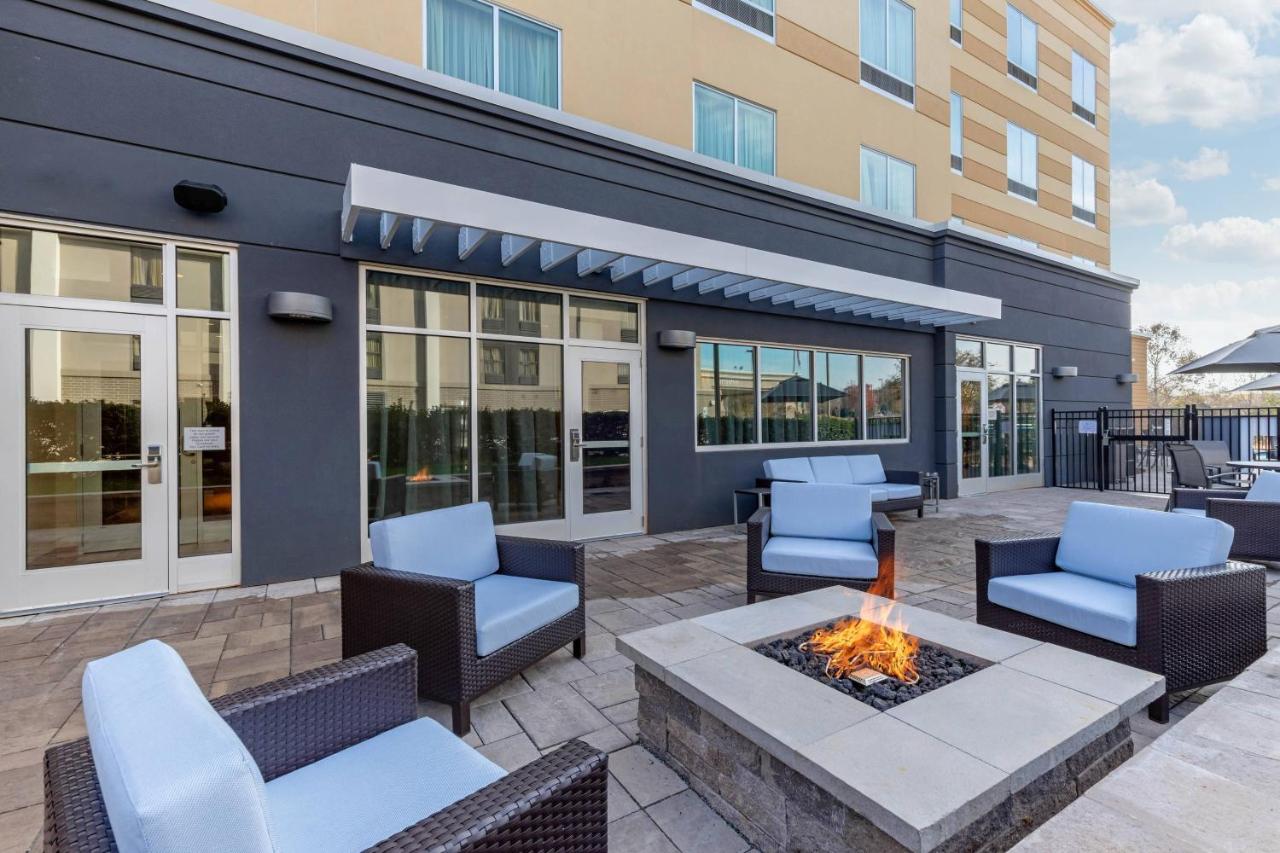 | Fairfield Inn & Suites by Marriott Mebane