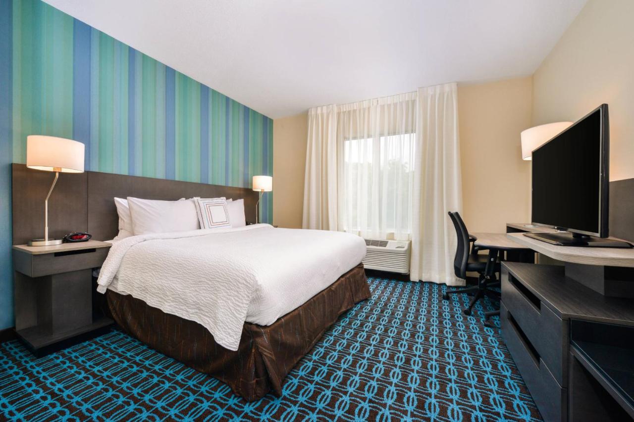| Fairfield Inn & Suites by Marriott Raleigh Cary