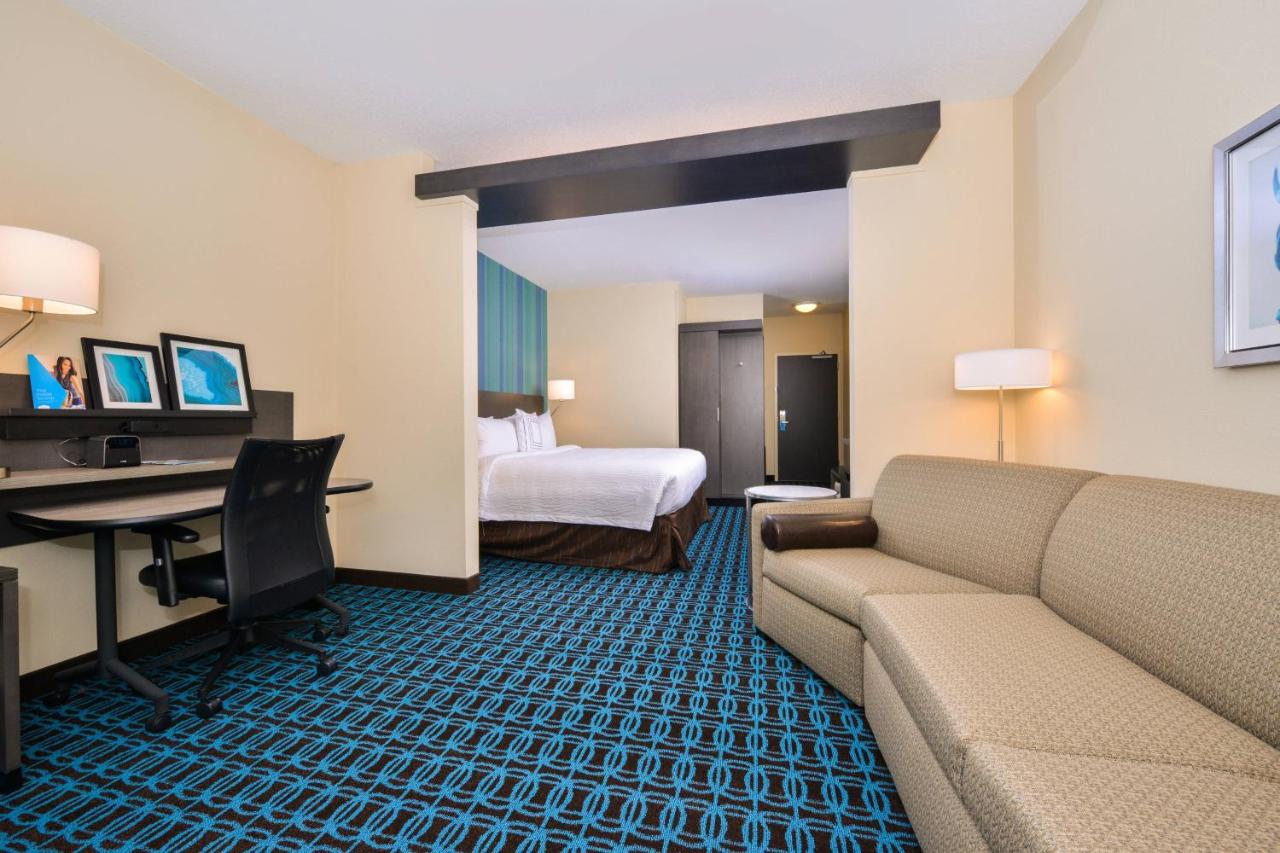 | Fairfield Inn & Suites by Marriott Raleigh Cary