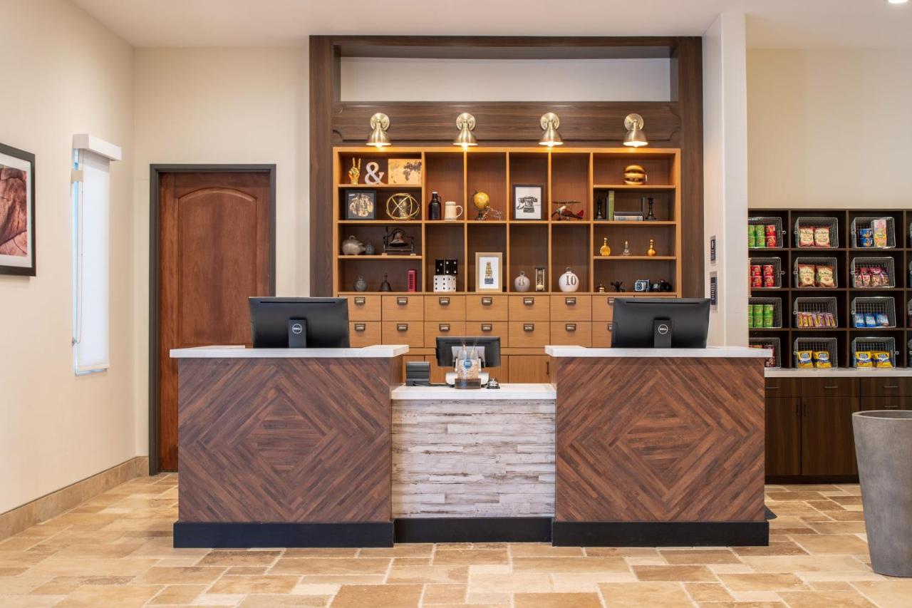  | Four Points by Sheraton Santa Cruz Scotts Valley