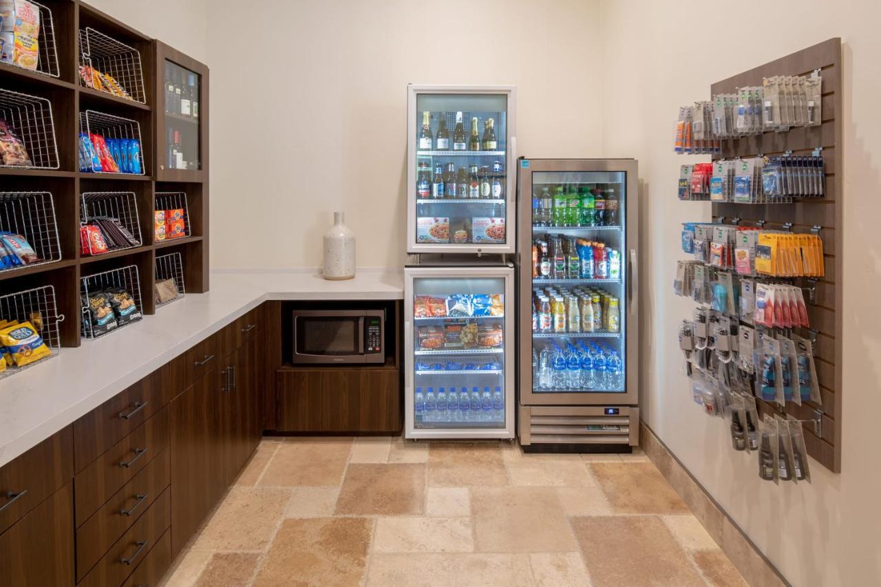  | Four Points by Sheraton Santa Cruz Scotts Valley