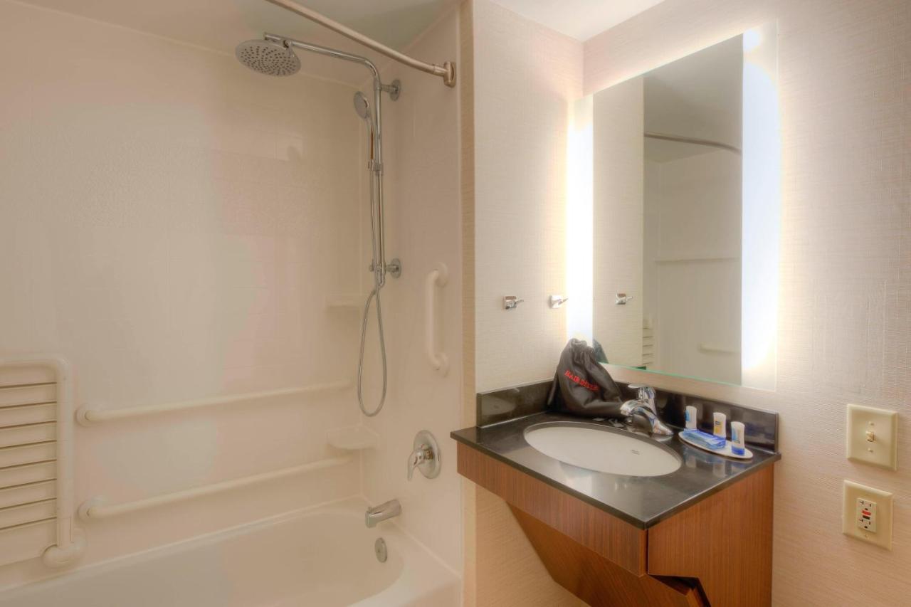 | Fairfield Inn & Suites by Marriott Winston-Salem Downtown