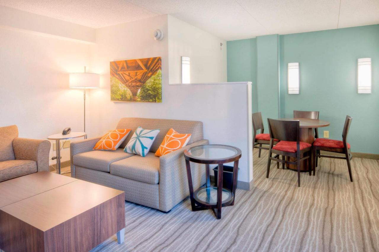 | Fairfield Inn & Suites by Marriott Winston-Salem Downtown