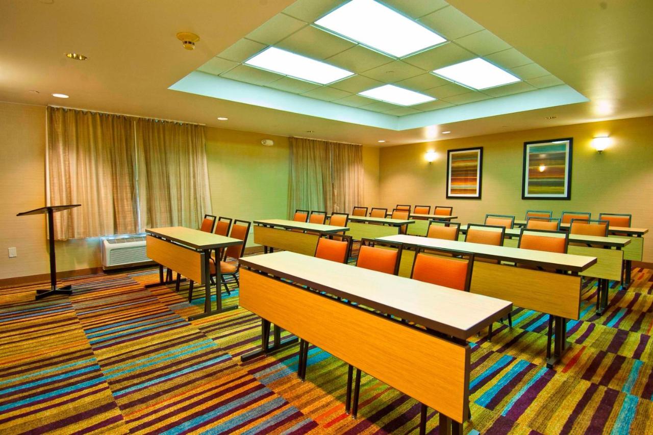 | Fairfield Inn by Marriott Jackson Airport-Pearl
