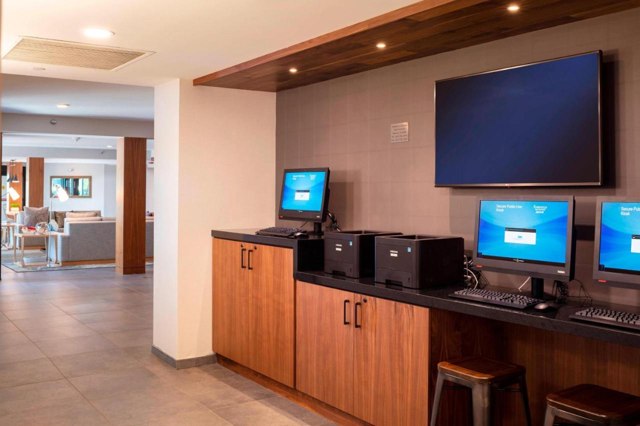 | Fairfield Inn & Suites by Marriott Providence Airport Warwick