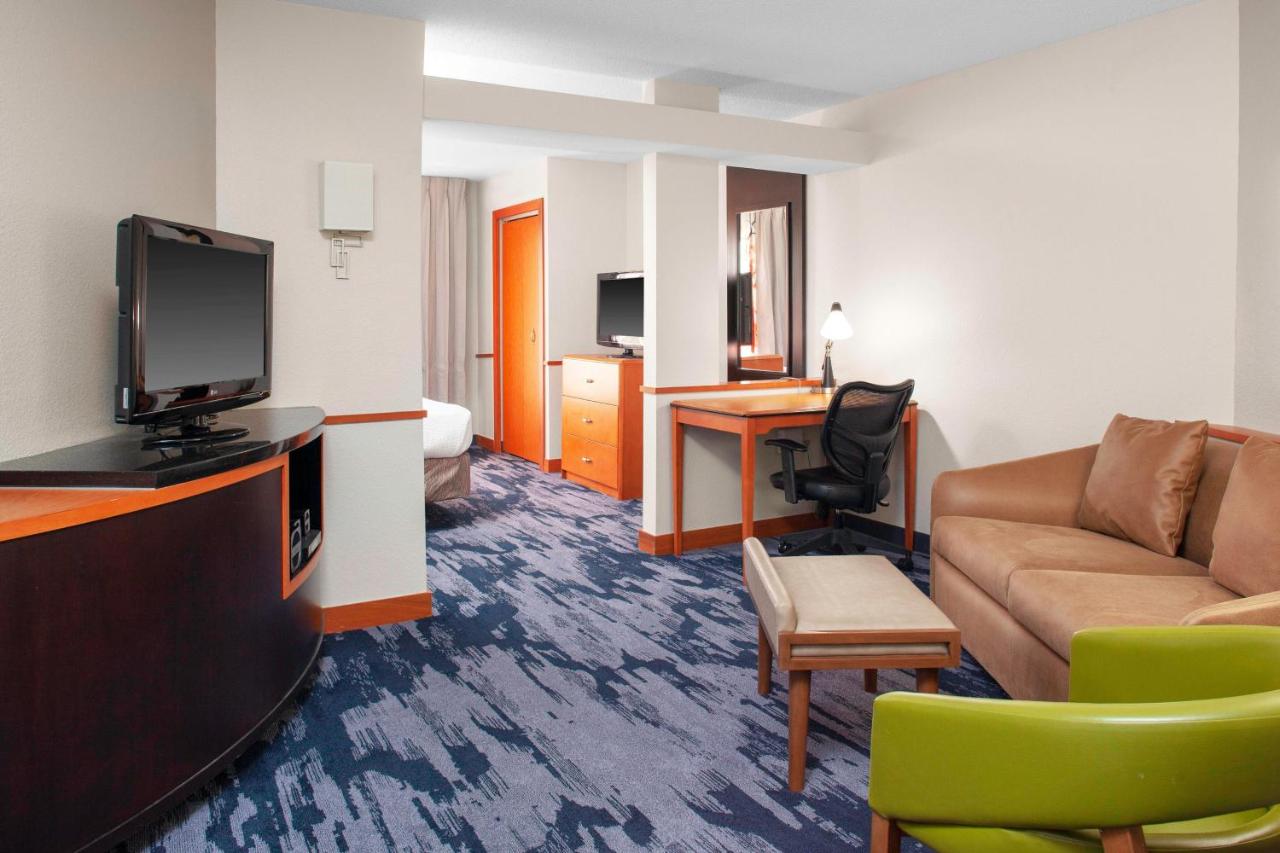 | Fairfield Inn & Suites Indianapolis Avon