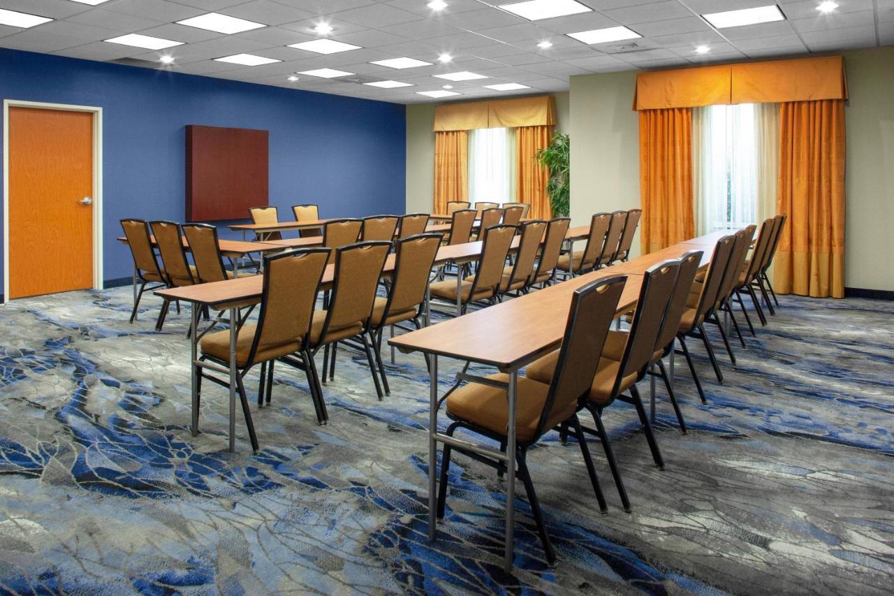 | Fairfield Inn & Suites Indianapolis Avon