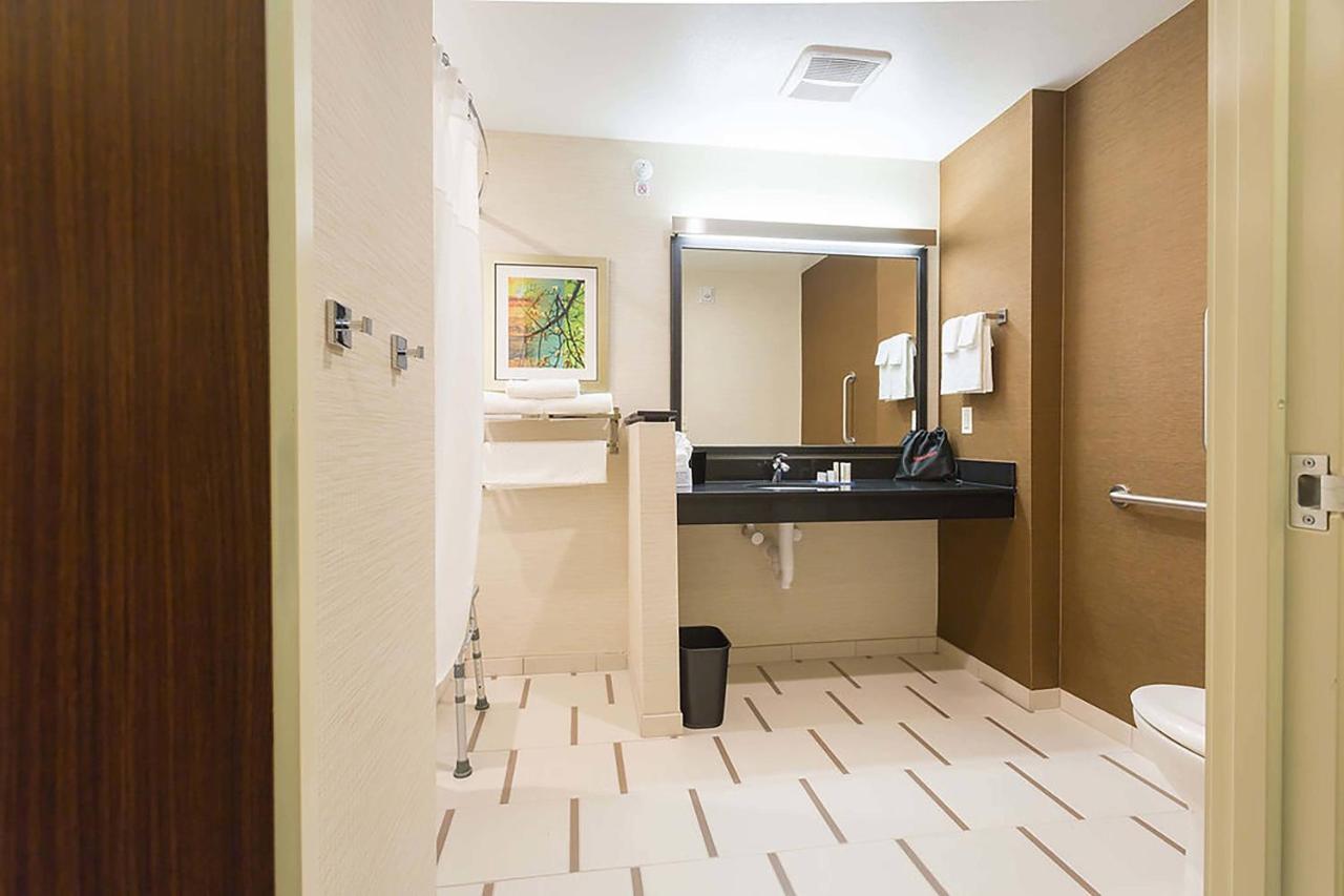  | Fairfield Inn & Suites Jamestown