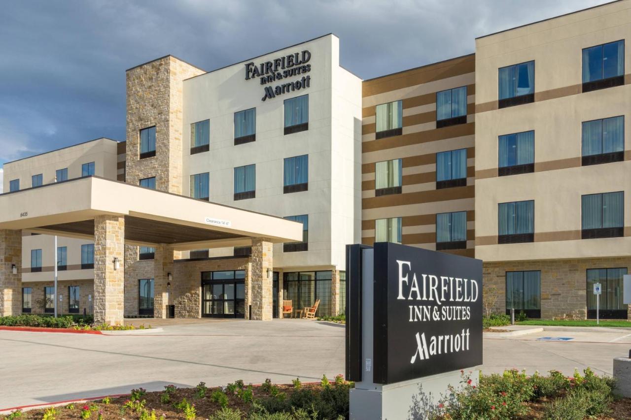 | Fairfield Inn and Suites by Marriott Lubbock Southwest