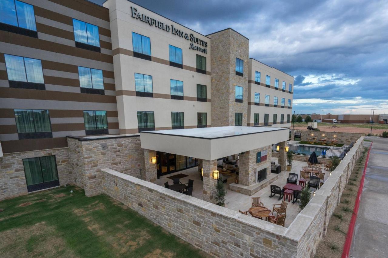 | Fairfield Inn and Suites by Marriott Lubbock Southwest