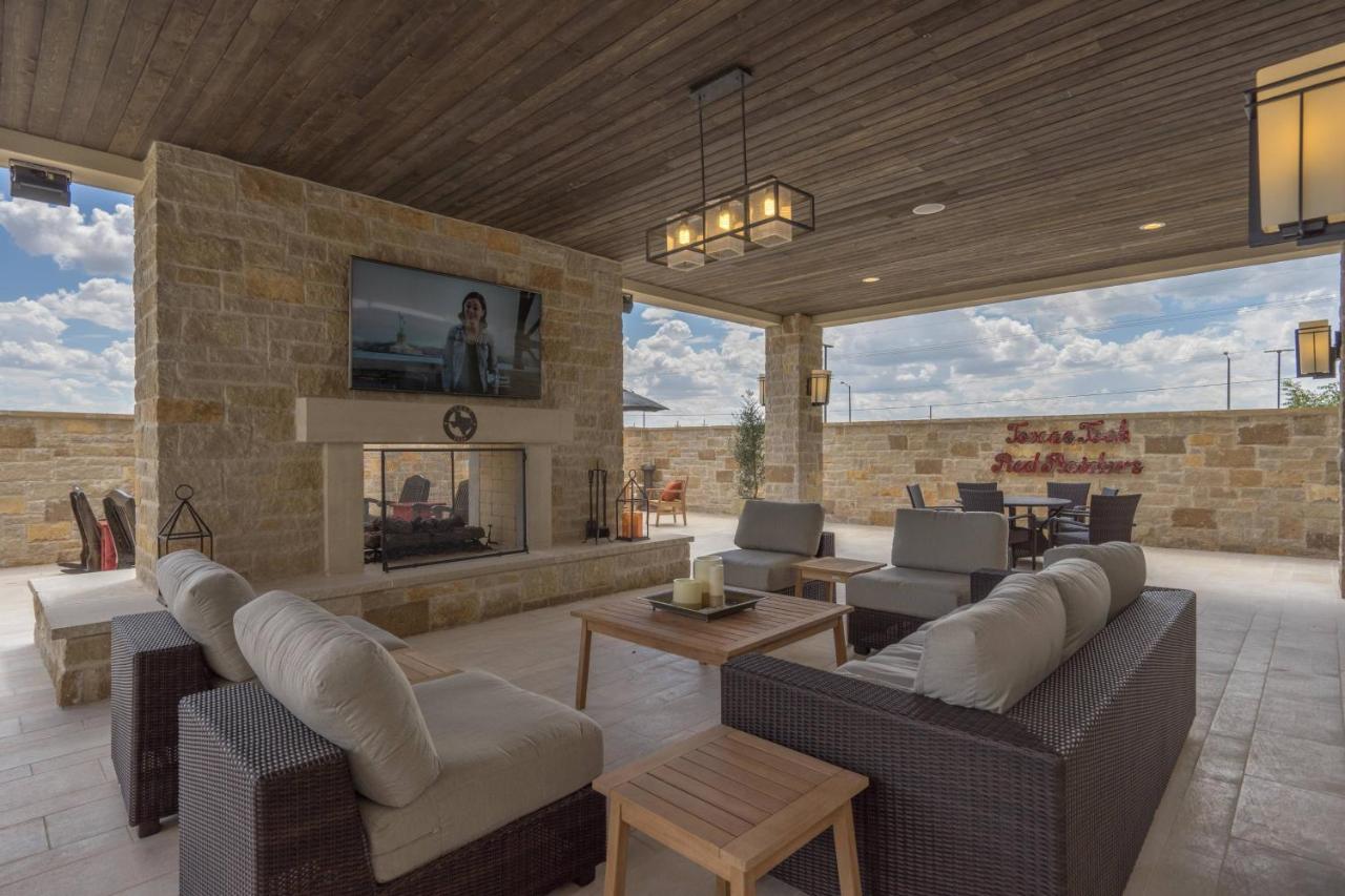 | Fairfield Inn and Suites by Marriott Lubbock Southwest