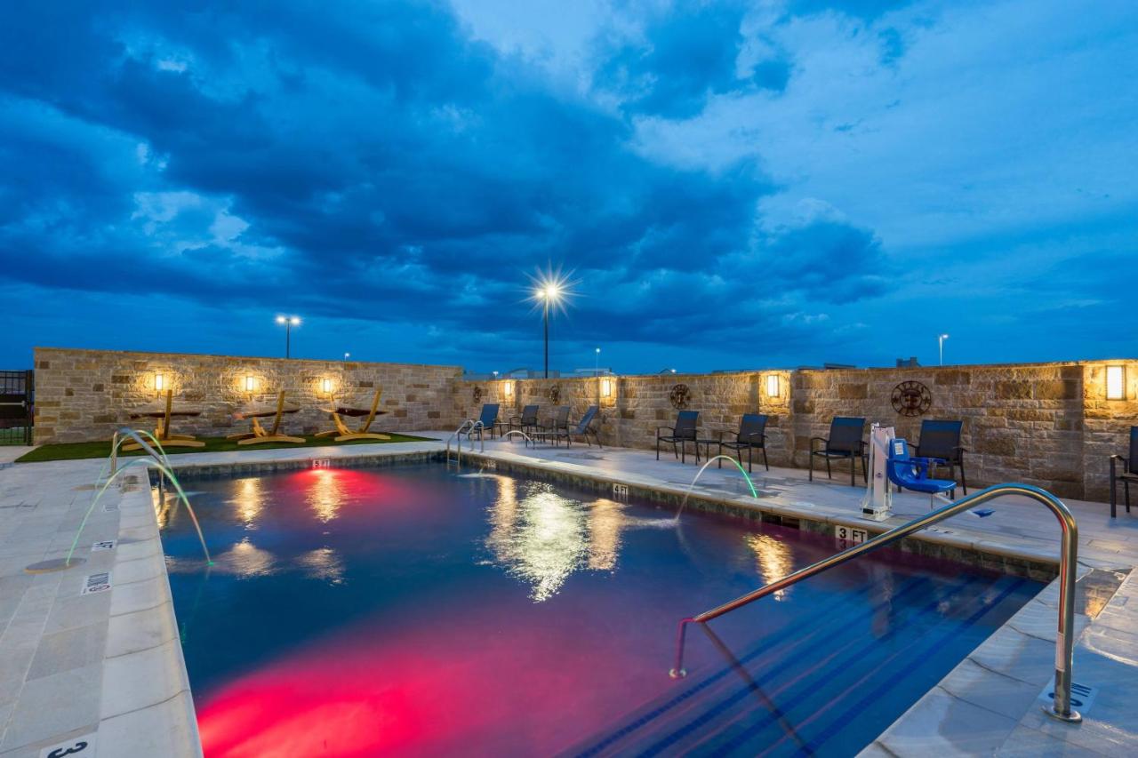 | Fairfield Inn and Suites by Marriott Lubbock Southwest