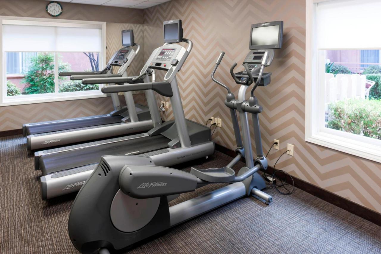 | Fairfield Inn by Marriott Santa Clarita Valencia