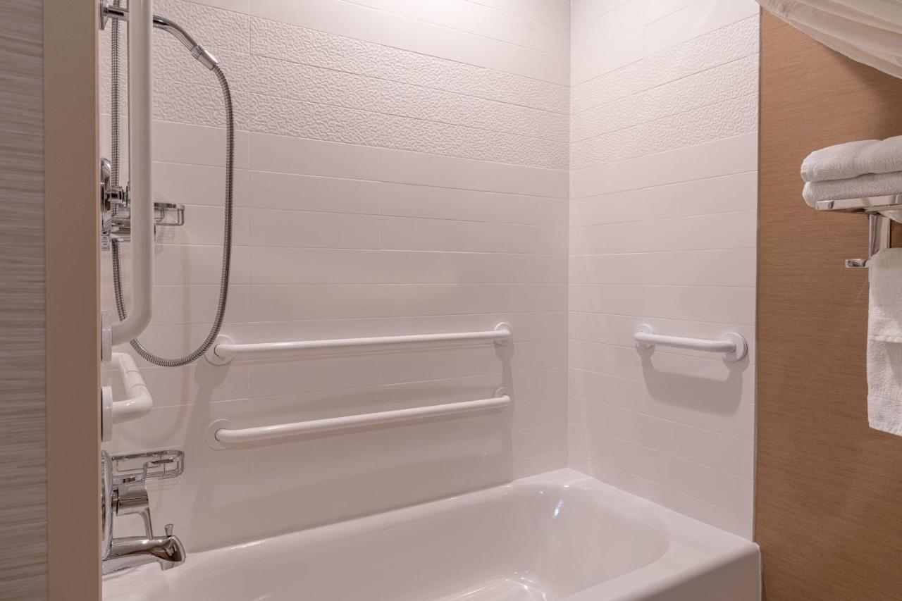 | Fairfield Inn & Suites by Marriott Somerset