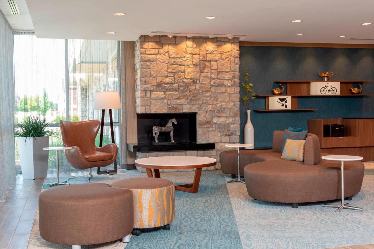 | Fairfield Inn & Suites by Marriott Indianapolis Carmel