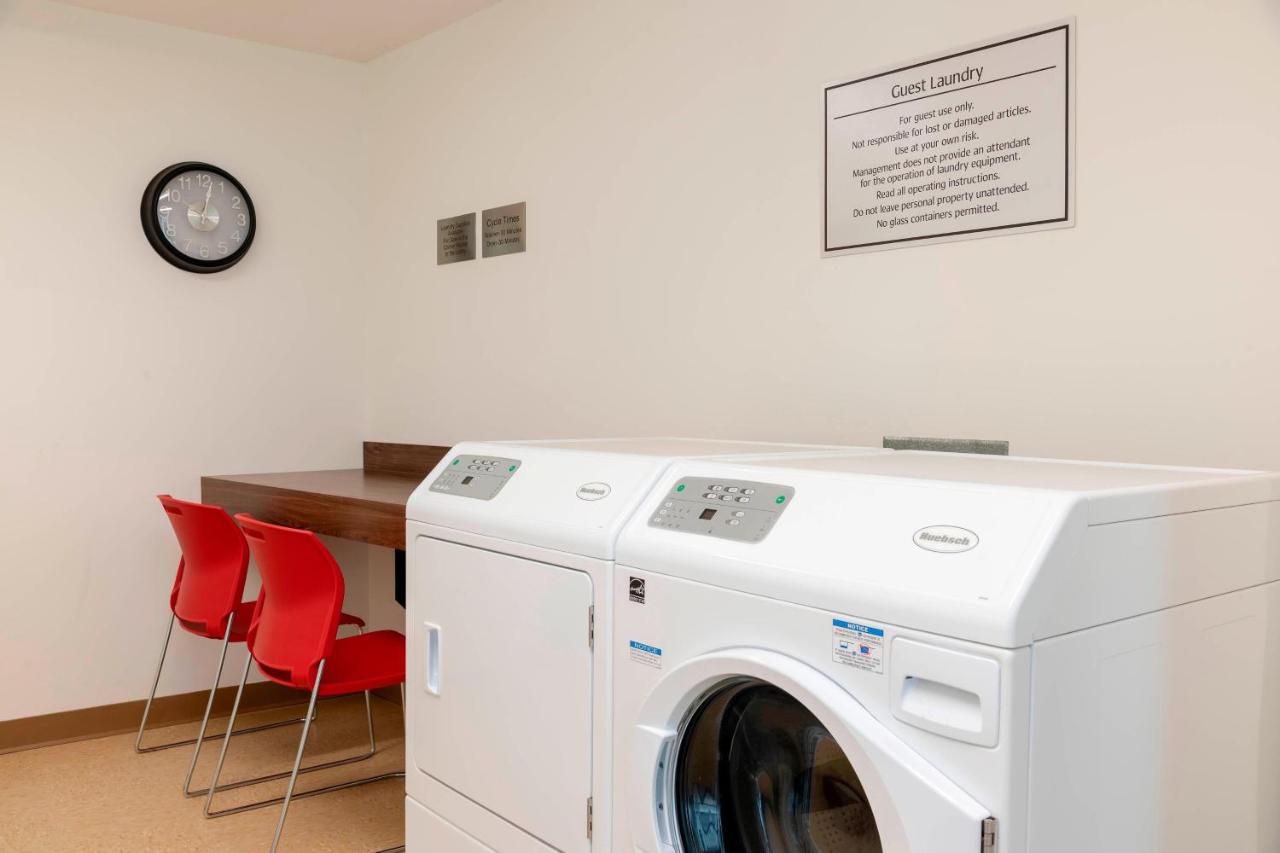 | Fairfield Inn & Suites by Marriott Indianapolis Carmel