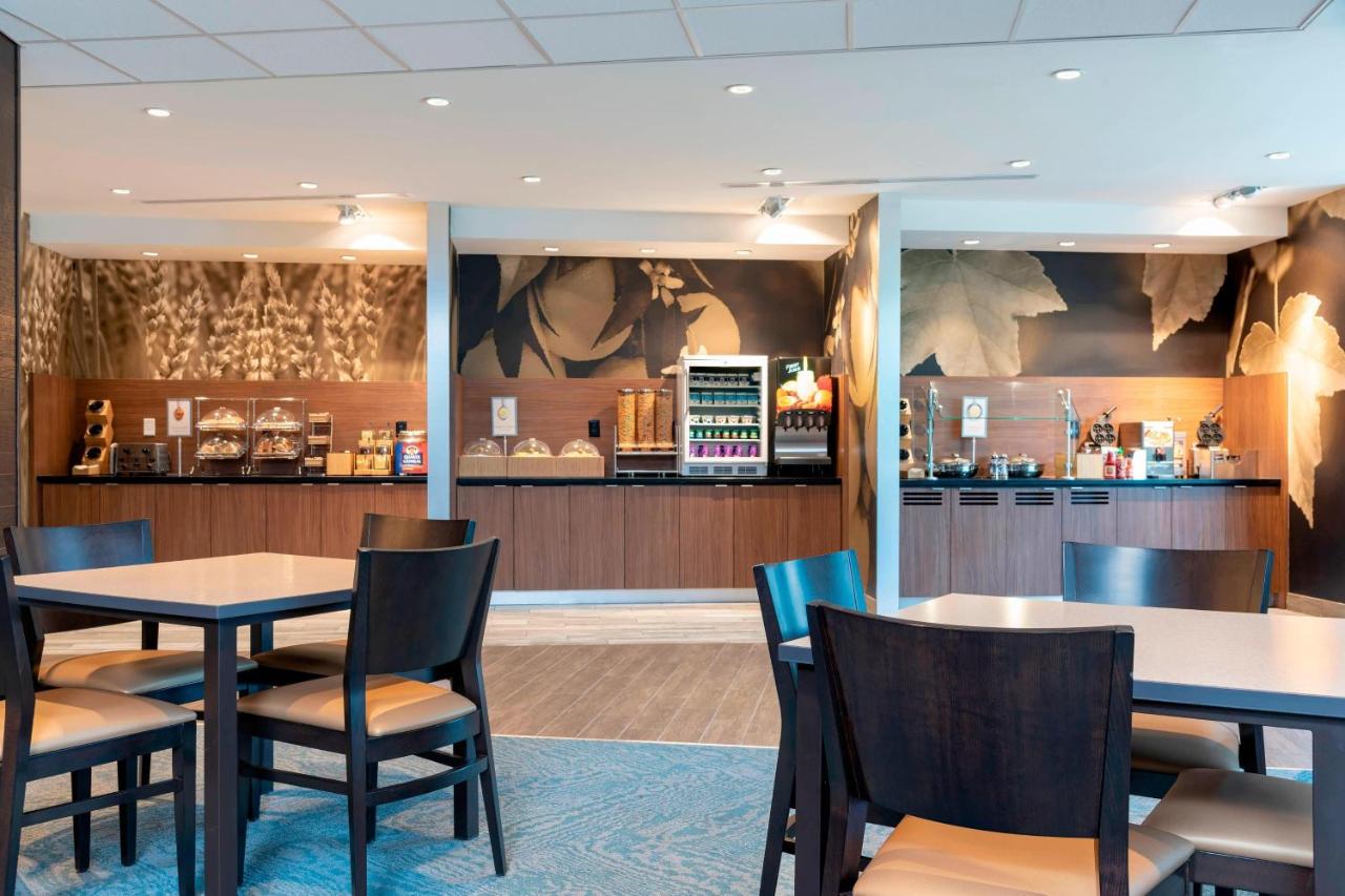 | Fairfield Inn & Suites by Marriott Indianapolis Carmel