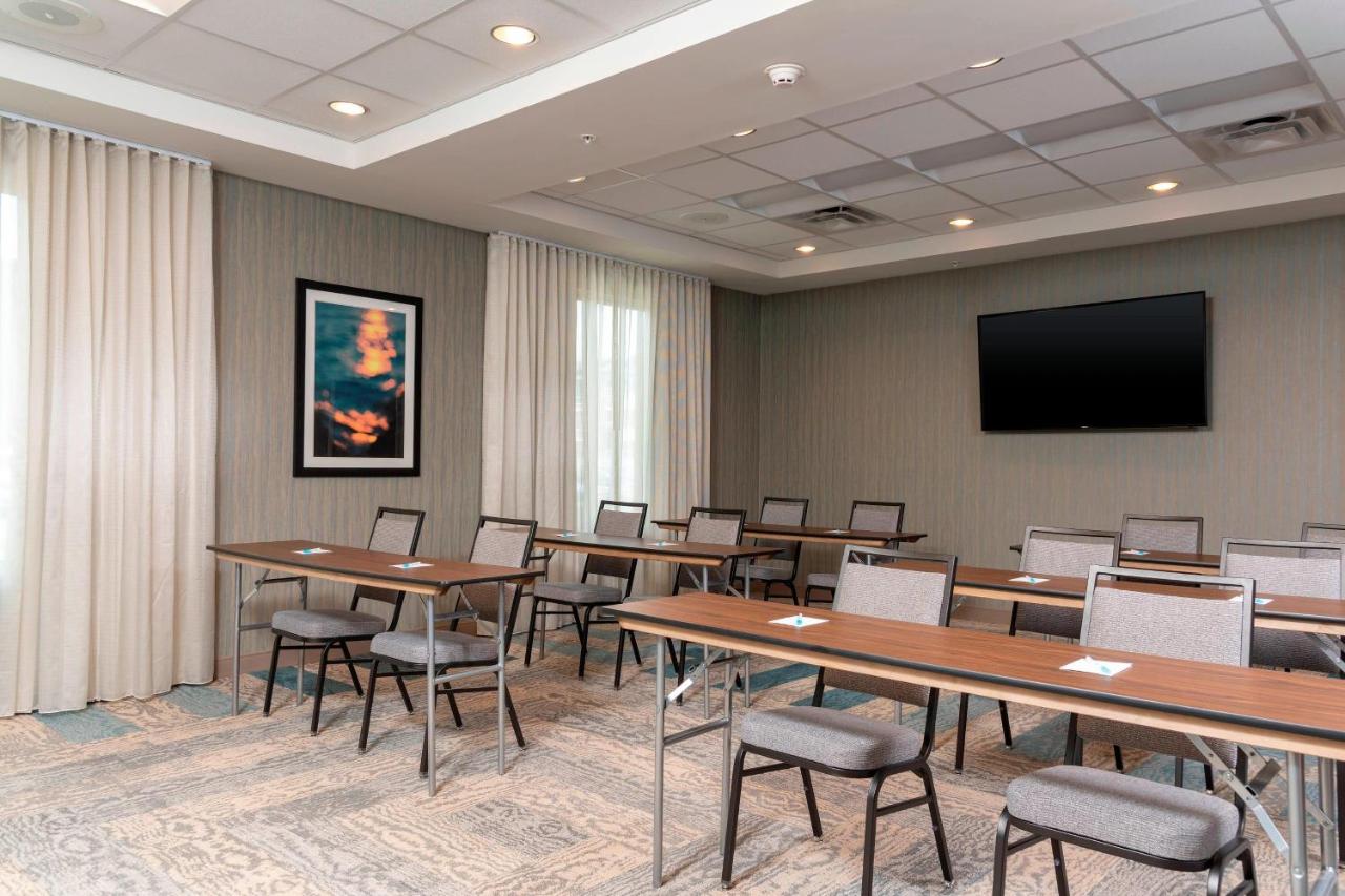 | Fairfield Inn & Suites by Marriott Indianapolis Carmel