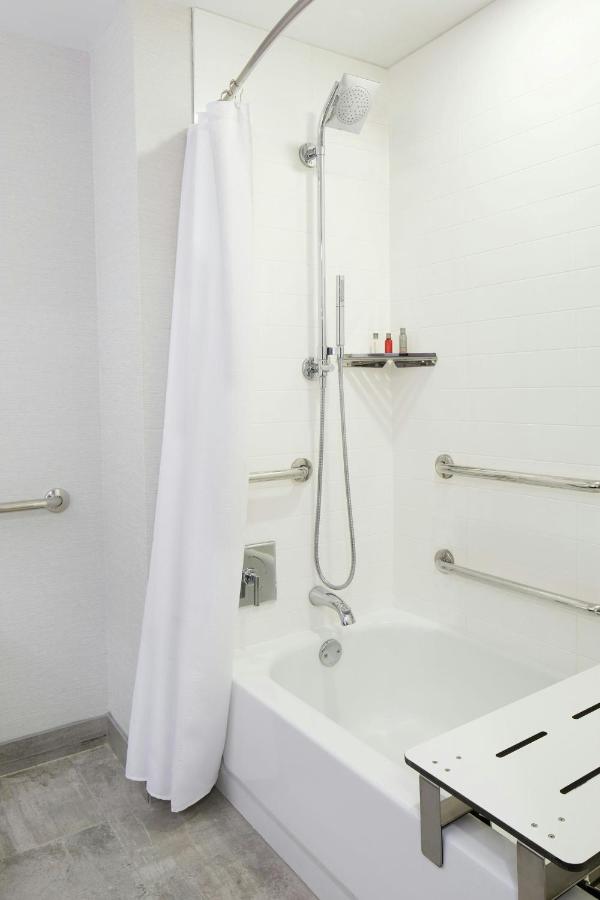 Double Room at Marriott Cincinnati Airport