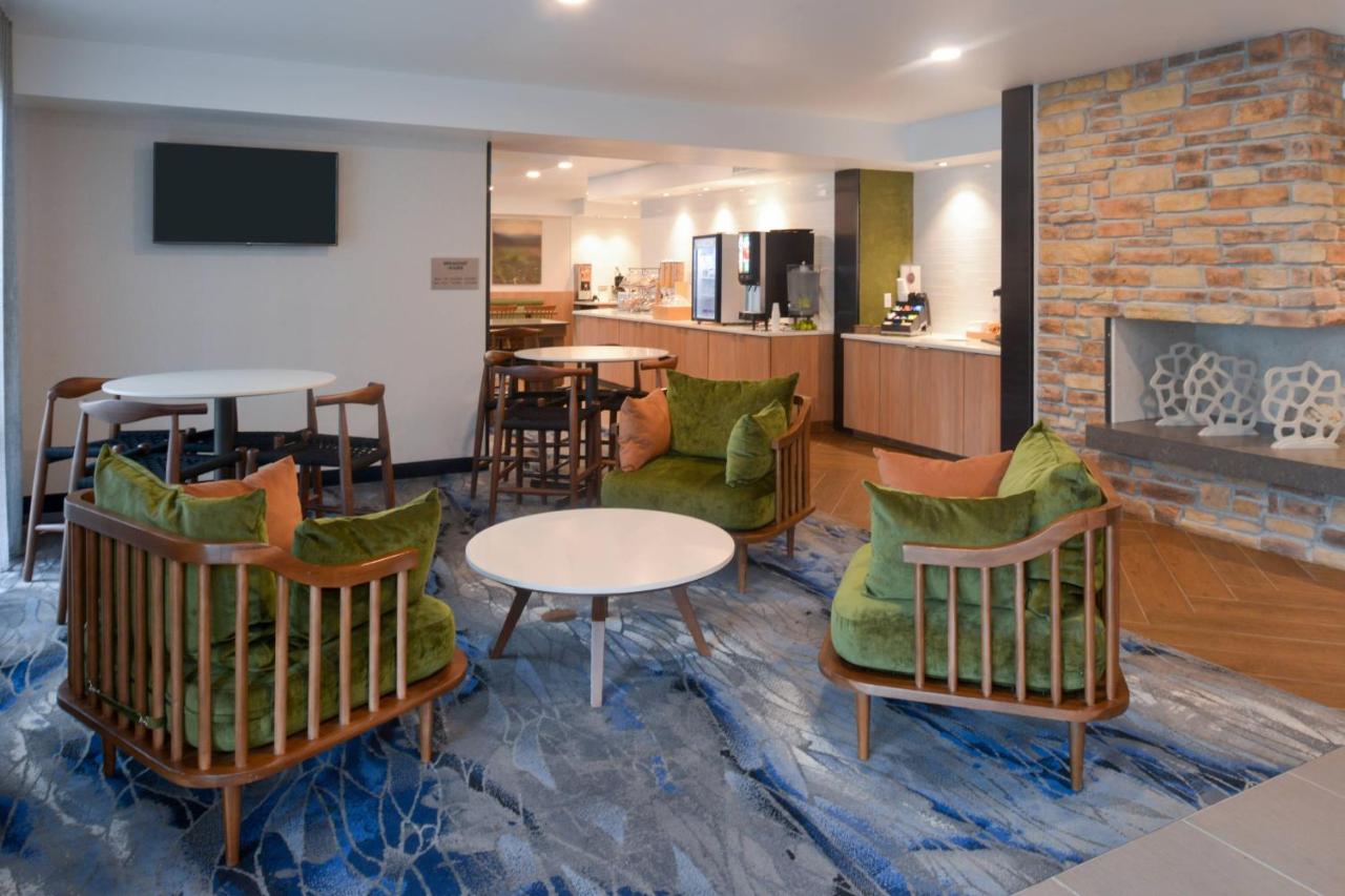 | Fairfield Inn by Marriott Pittsburgh New Stanton