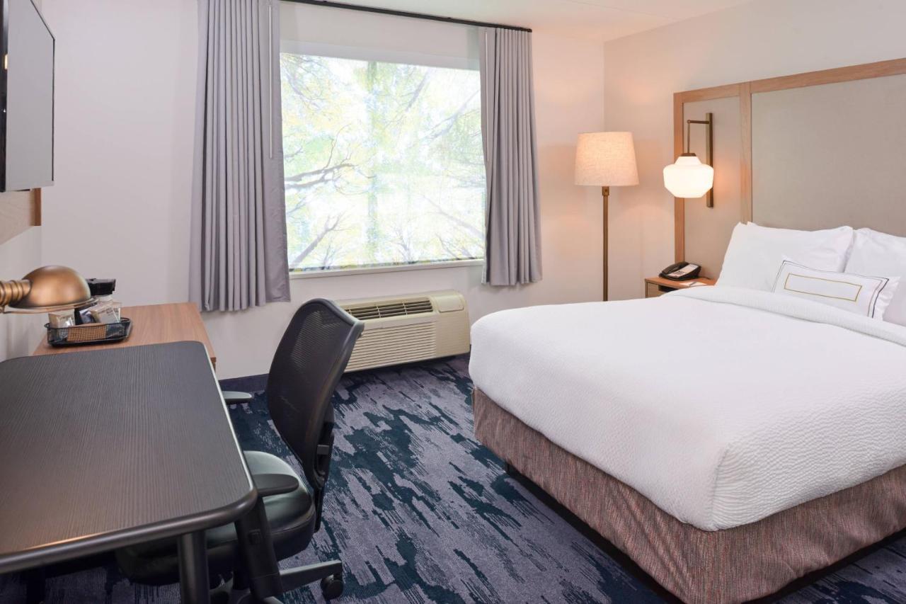 | Fairfield Inn by Marriott Pittsburgh New Stanton